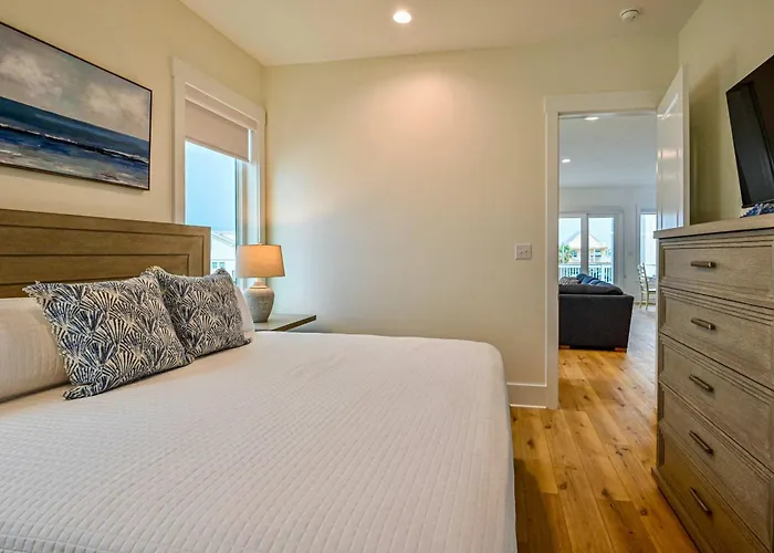 Private Heated Pool With Elevator Access & Free Activities * Gulf Shores