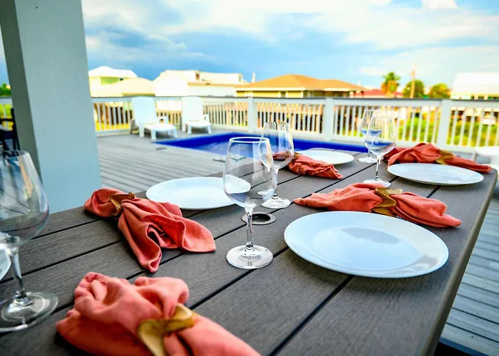 Holiday home Private Heated Pool With Elevator Access & Free Activities